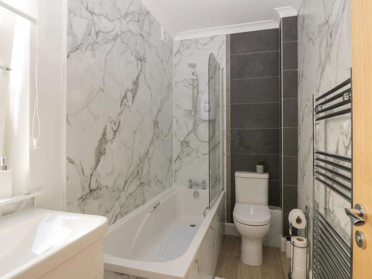 Simply Suite Castle Douglas Extérieur photo